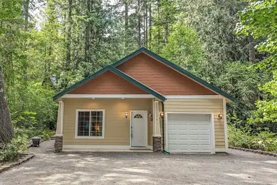 Image de Fairway Paradise | Hot Tub, Ac, Bbq