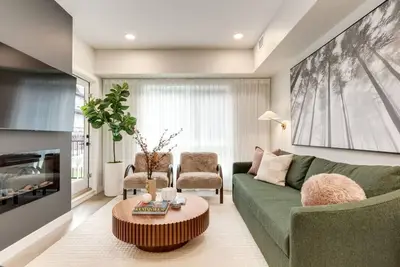 Image de Vibrant 1br Getaway w/ Hot Tub & Pool Near Banff!