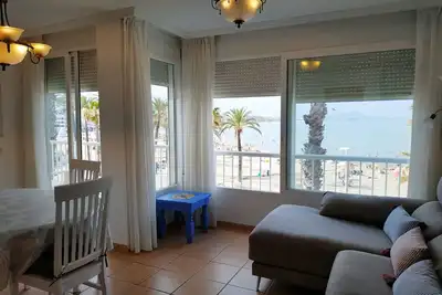 Image de Sea And Castle