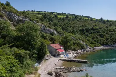 Image de Beach house Jerko by Villas Guide