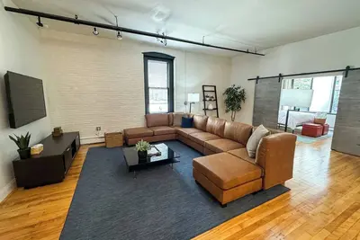 Image de Modern 2br Loft – Prime Back Bay