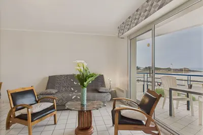 Vue mer - 25m de la plage, appartement pour 4