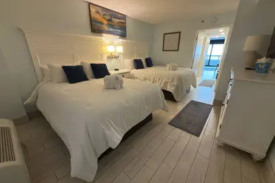 Image de Compass Cove 859 Oceanfront with In/Outdoor Pool