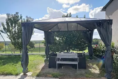 Image de Homerez - Maison accueillante avec jardin à Assay