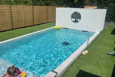 Image de Homerez - Villa à Millas, piscine