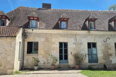 Image de Gite de caractère - Ferme du XVIème siècle\nA 1h de Paris, un domaine preservé