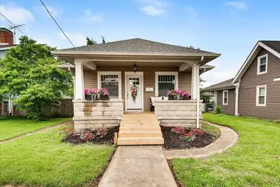 Image de Charming Downtown Harrison Home