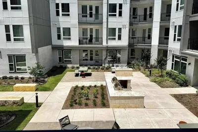 Image de Modern 2- Bed Apt  Pool & Gym