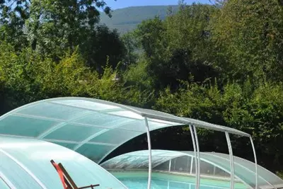 Image de Homerez - Maison à Gembrie + Piscine partagée