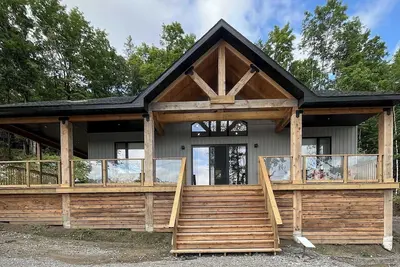 Image de J&L's Lakeside Cottage