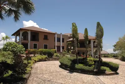 Image de Welcome to Hacienda del Rey-A Private Caribbean Sanctuary 4–5 1/2 luxury retreat