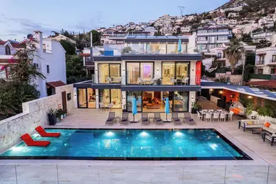 Image de Luxurious 5-bedroom villa with WiFi, fitness room in amazing Antalya