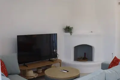 Image de 3-bedroom villa in superb Naousa with WiFi, Ac. Live the Greek dream