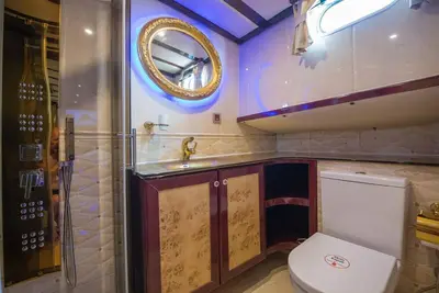 Image de 3-bedroom boat in charming Muğla with WiFi, Ac