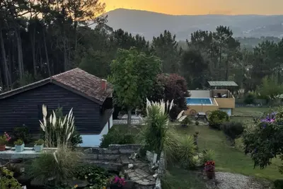 Image de Complexe rural 'Shakti Rio Miño' avec vue sur le lac, piscine privée et Wi-Fi