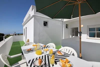 Image de Maison de vacances 'Flôr' avec vue sur la mer, terrasse privée et Wi-Fi