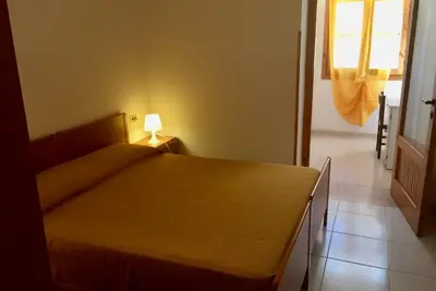 Image de Propriété dans un village de vacances 'Baia Falcone - Standard 302' avec vue sur la mer et climatisation