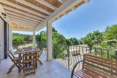 Image de Appartement 'Artistica 5' avec vue sur la mer, terrasse partagée et climatisation