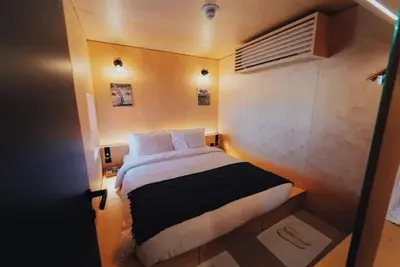 Image de Two Bedroom Cabin Near Al Mugheirah Bay Abu Dhabi