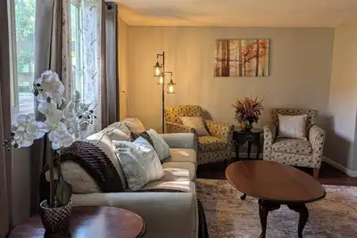 Image de Prime Location! 5br Home Near Rit, UofR, Parks, Shopping & Dining