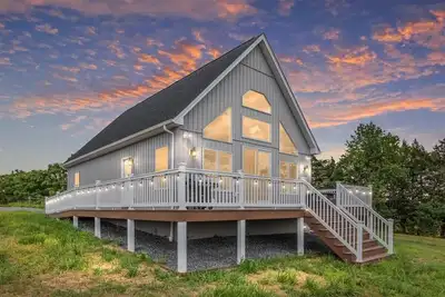 Image de New! Sunset Mountain Retreat