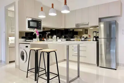 Image de Lakeside 2br Condo Near Beach by Continent