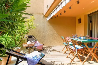 Image de Studio charmant au Lavandou avec grande terrasse, proche plage