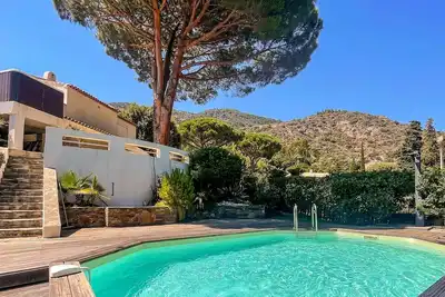 Image de Villa de Luxe 5 Étoiles - Jusqu'à 10 Pers. - Au Coeur de la Nature