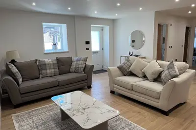 Image de Bright and spacious house.