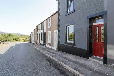 Image de 10 Keekle Terrace, pet friendly, with a garden in Cleator Moor