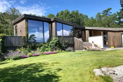 Image de Exclusive Designer Home with Sea View – A Scandinavian Retreat