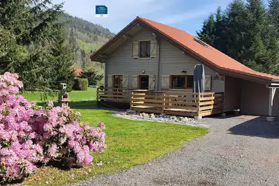Image de Chalet familial au charme authentique, vue sur la forêt. A 15 km de Gérardmer