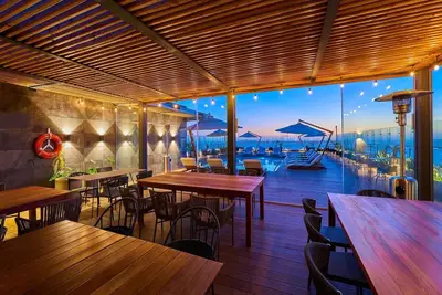 2 Ocean View Rooms in Ensenada – Perfect for Business & Leisure