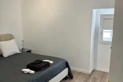 Image de Cozy 1-bedroom apartment with Ac, WiFi in welcoming Guarda