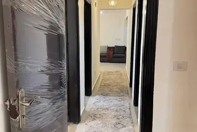 Image de Charming 2-bedroom apartment in wonderful El Sheikh Zayed City with Ac