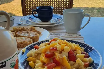 Image de Warm house, away from the noise of the city.