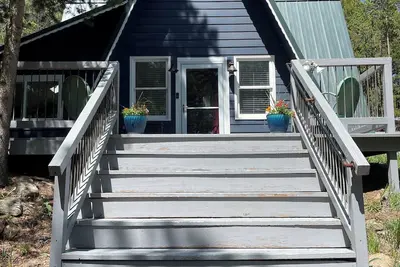 Image de Mountain Bliss A-Frame, Hot Tub, Sleeps 7, Pet Friendly