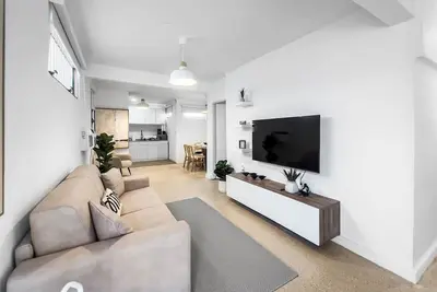 Image de Centric Modern Boho Apt For 6 @ San Juan