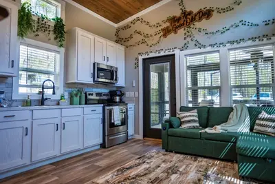 Image de The Good Old Days at The Retreat at Deer Lick Falls Phase Ii