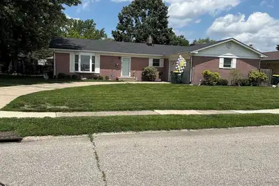 Image de Vrbo in the heart of Speedway.