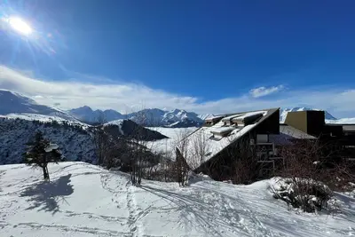 Image de Studio chaleureux avec vue dégagée – Alpe d’Huez, Quartier Éclose