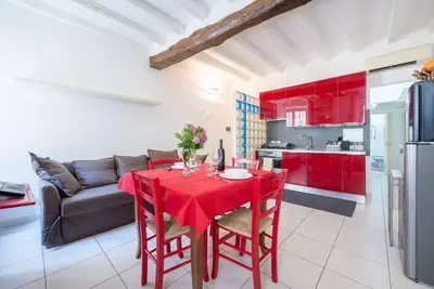 Image de GuestHost - Bright and Central Apartment in Parma