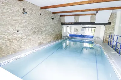 Image de Dairy Cottage, pet friendly, with pool in Minster Lovell