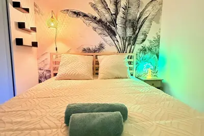 Image de A 3min de la plage, appartement avec terrasse, clim, parking, et piscine!