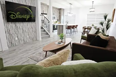 Image de Chappelle w/Ac | King Beds | Fenced Yard | Garage