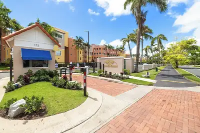 Image de 3-bedroom apartment in perfect Palmas del Mar with pool and beach access