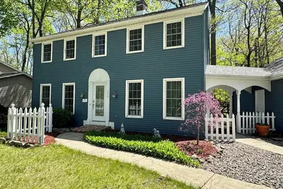 Image de The Big Blue House – Spacious Bryan Retreat w/Game Room & Dog-Friendly Yard