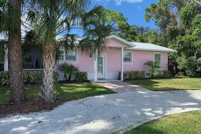 Image de Charming 2-bedroom house in Bradenton, only 5 ml to the beaches of Anna Maria.