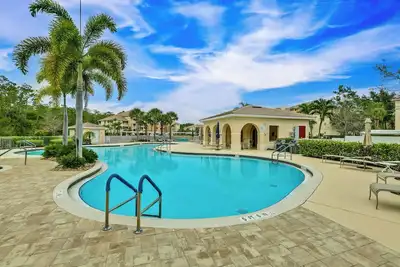 Image de Fort Myers Condo on 1st Floor: Near Shops & Golf