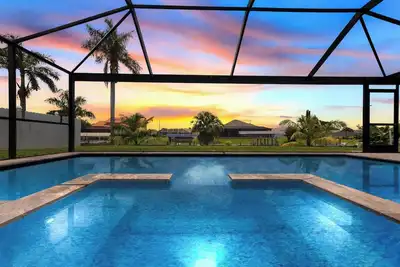 Image de Spacious 3-bedroom apartment with Ac, WiFi in brilliant Cabo Coral